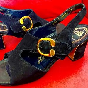 Amano Bootier Groovy Last Navy Suede Heels